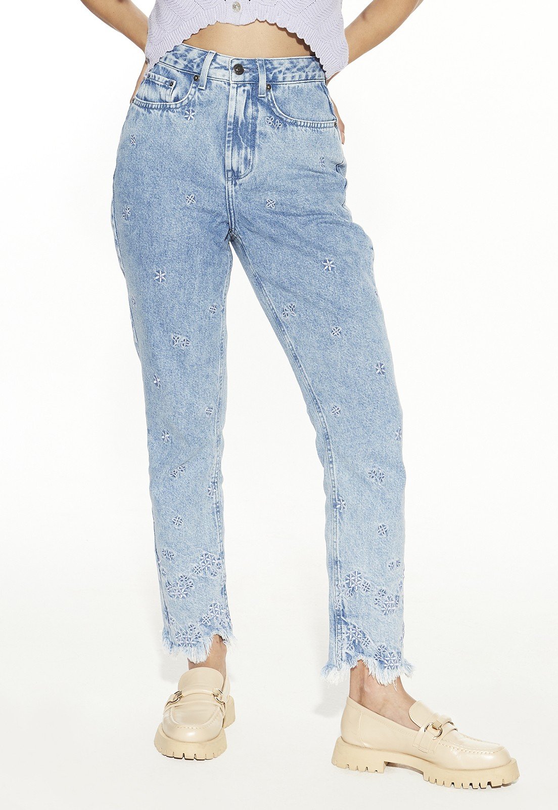 dz20495 alg calca jeans feminina mom cigarrete com bordados denim zero frente prox