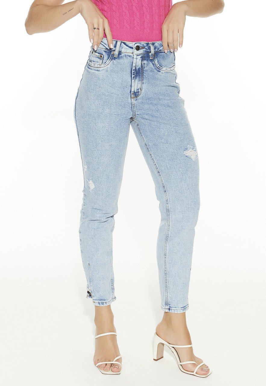 dz20500 com calca jeans feminina mom fit cigarrete com diferenciado na barra denim zero frente crop easy resize com