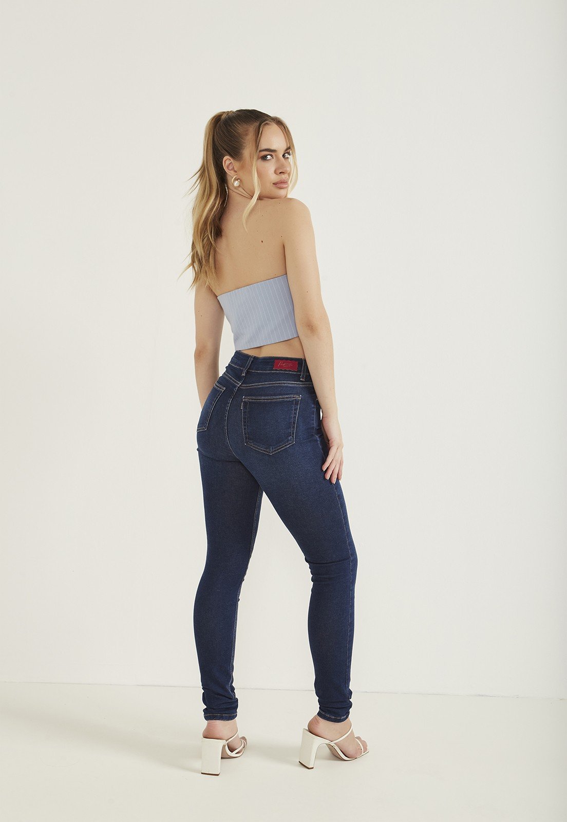 dz20367 re calca jeans feminina skinny media tradicional denim zero costas 4