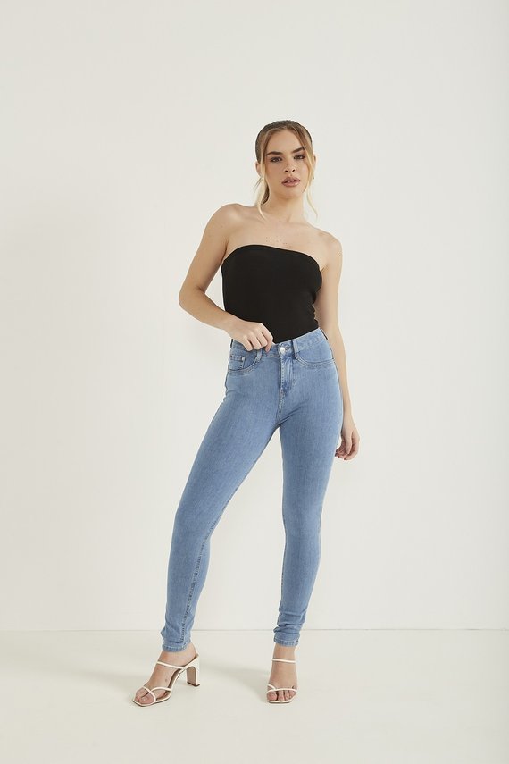 Calça Jeans Feminina Skinny Média Tradicional - DZ20372