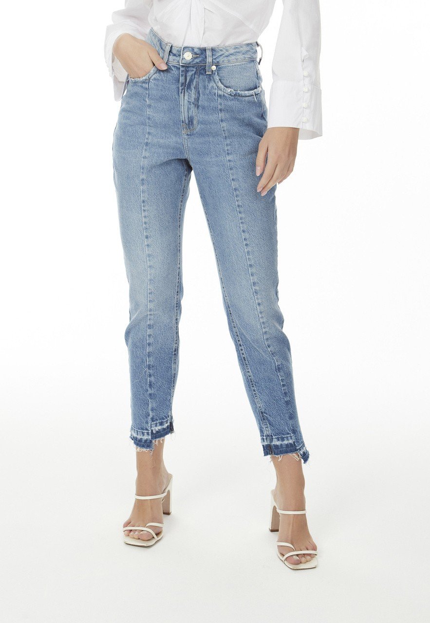 dz20530 com calca jeans feminia mom fit cigarrete com recortes frontais denim zero fren