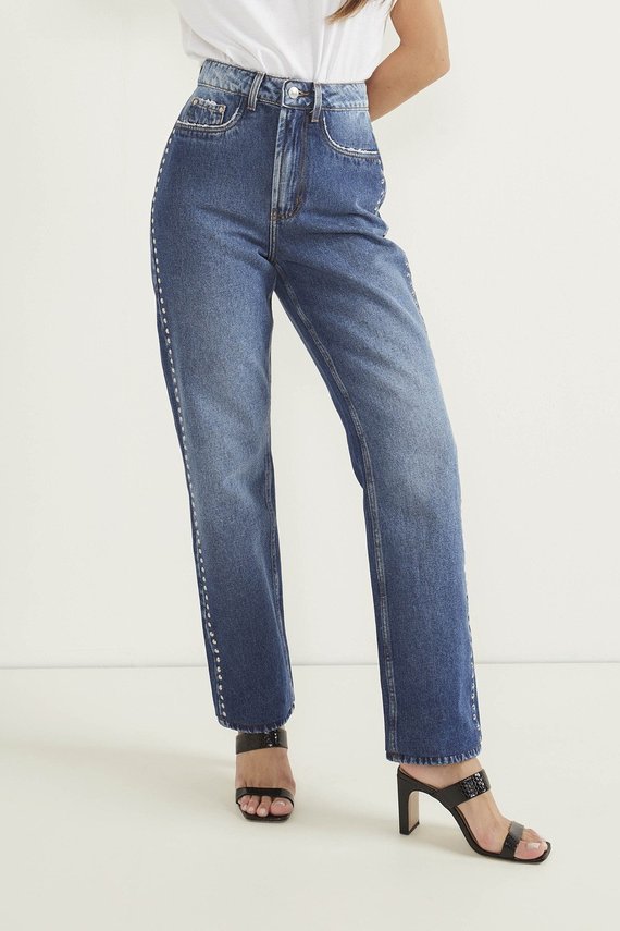 Calça Jeans Feminina Reta com Aplicação Termocolante - DZ20574