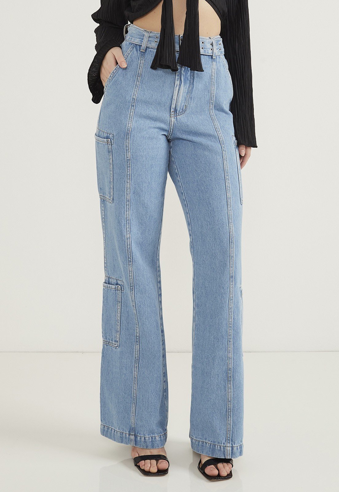 dz20646 alg calca jeans feminina wide leg utilitaria com recortes frontais frente prox