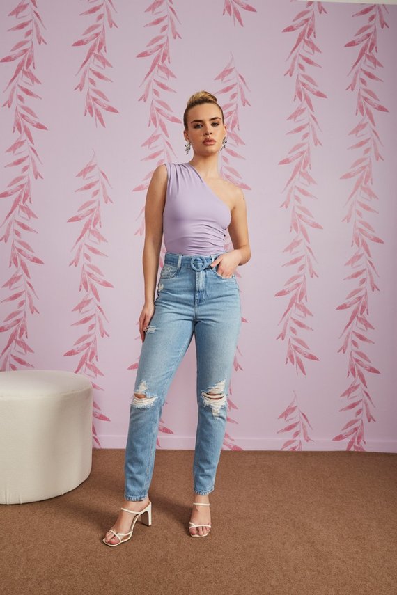 Calça Jeans Feminina Mom Cigarrete com Puídos - DZ20320