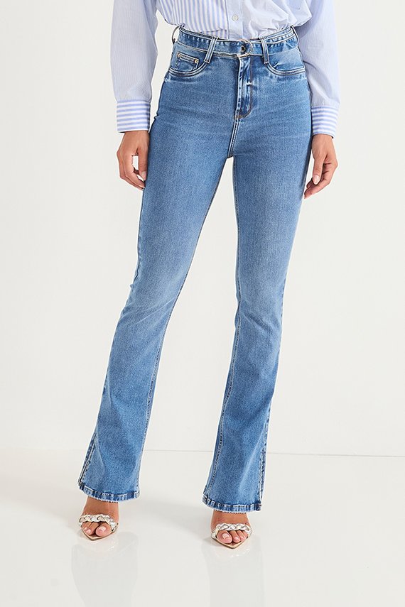 Calça Jeans Feminina New Boot Cut Hot Pants com Cinto - DZ20714