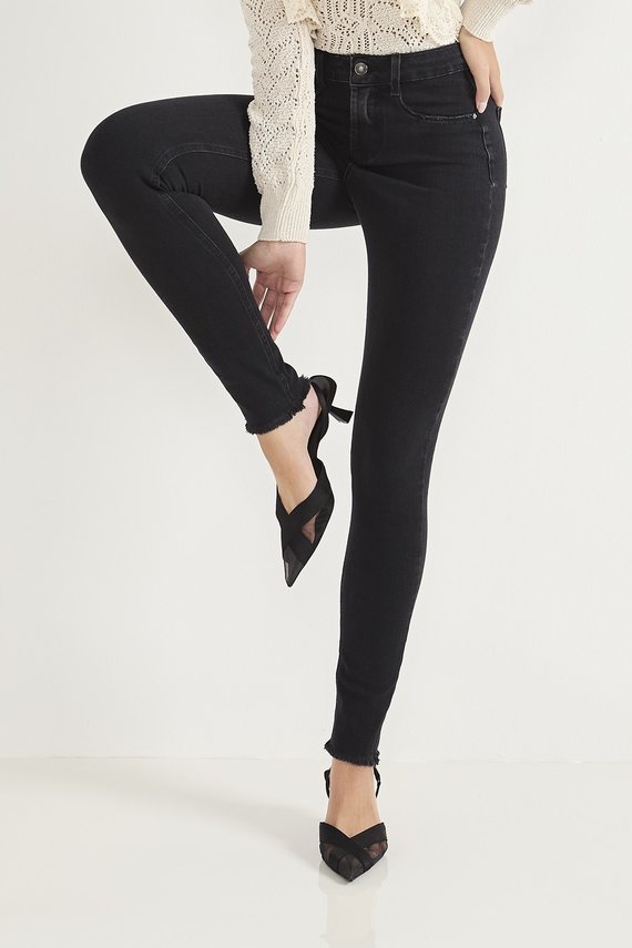 Calça Jeans Feminina Skinny Média Tradicional com Barra Desfiada - DZ20725