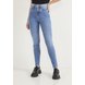 dz20733 com calca jeans feminina skinny hot pants cigarrete com abertura na barra frente crop 2
