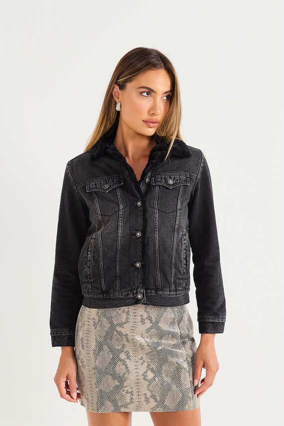 Jaqueta Jeans Feminina Regular com Pêlo - DZ9210