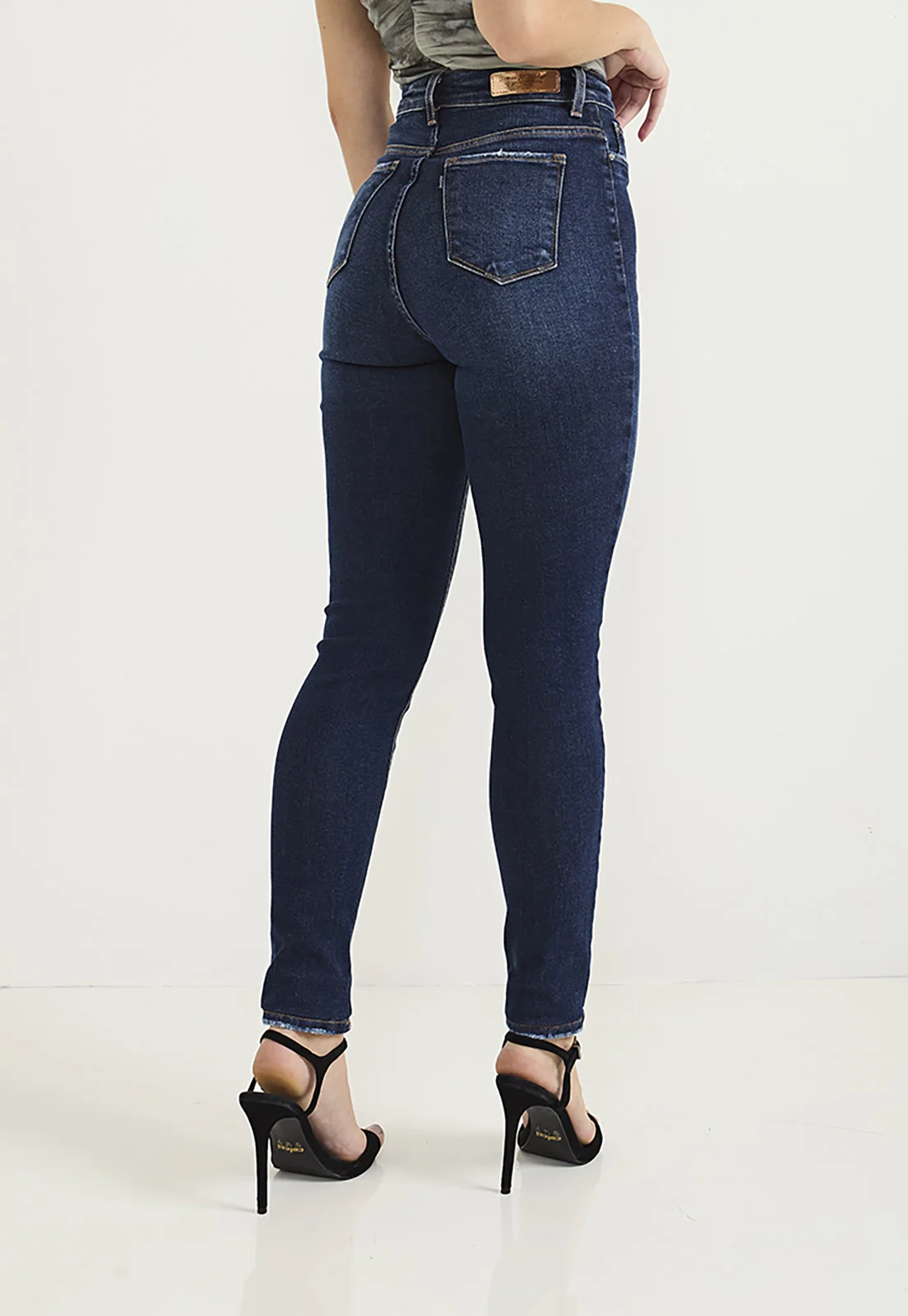 dz20801 re calca jeans feminina skinny cigarrete hot pants tradicional denim zero costas crop