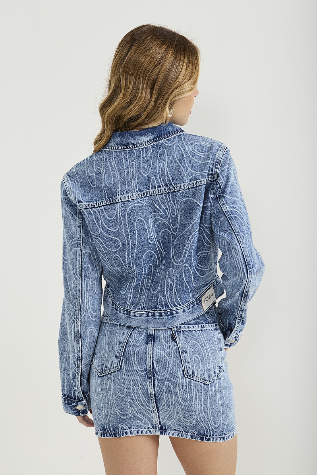 dz9213 alg jaqueta jeans feminina regular cropped denim zero costas 2