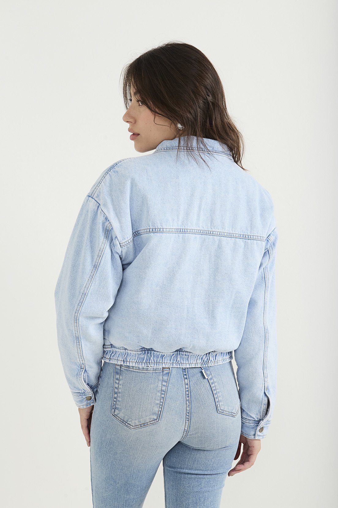 dz9215 alg jaqueta jeans feminina bomber tradicional denim zero costas