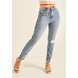 dz20181 1 com calca jeans femina mom fit com cos desfiado denim zero frente prox
