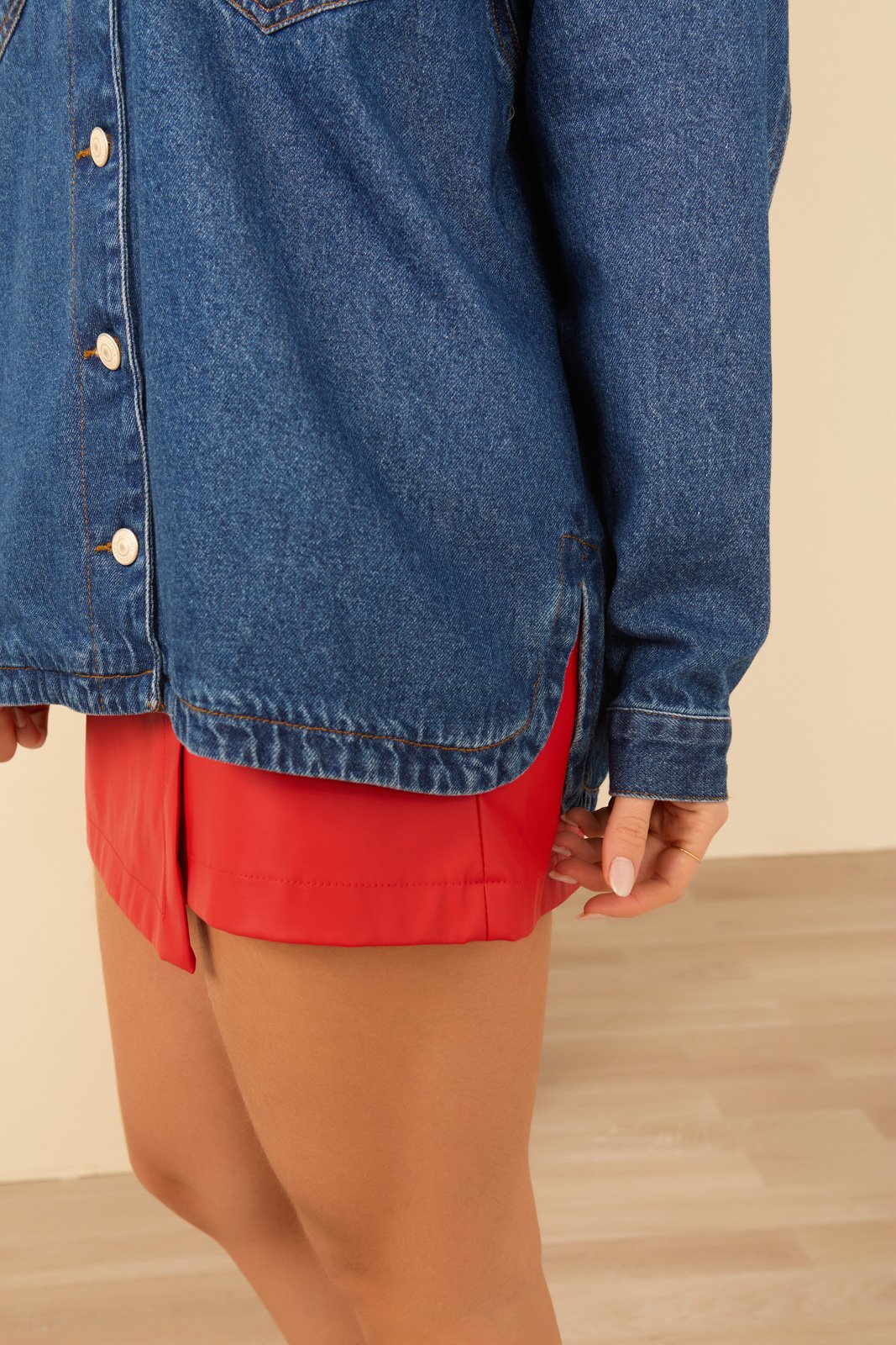 Jaqueta Jeans Feminina Shacket Tradicional - DZ9220