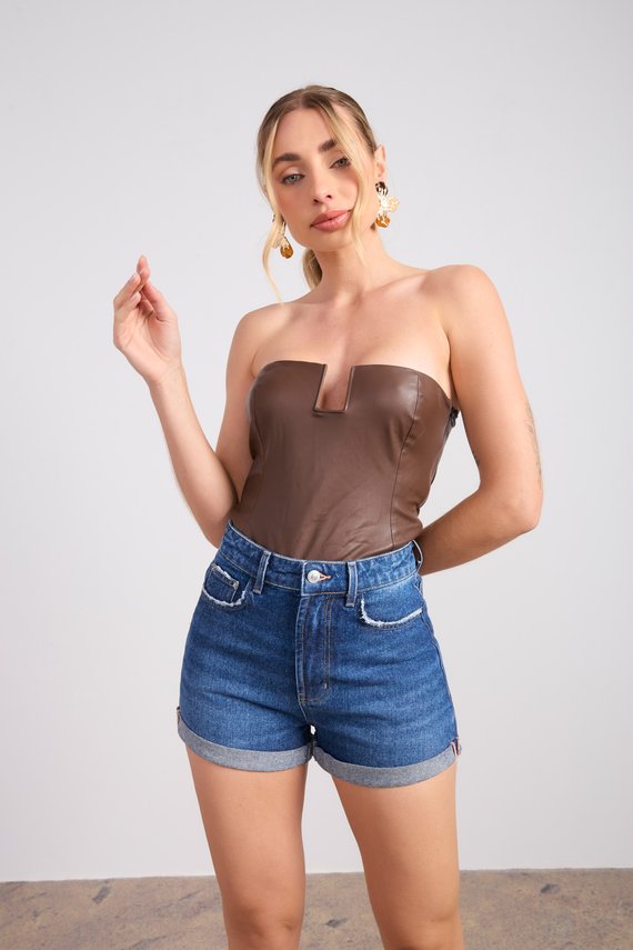 Shorts Jeans Feminino Setentinha com Barra Dobrada - DZ6788