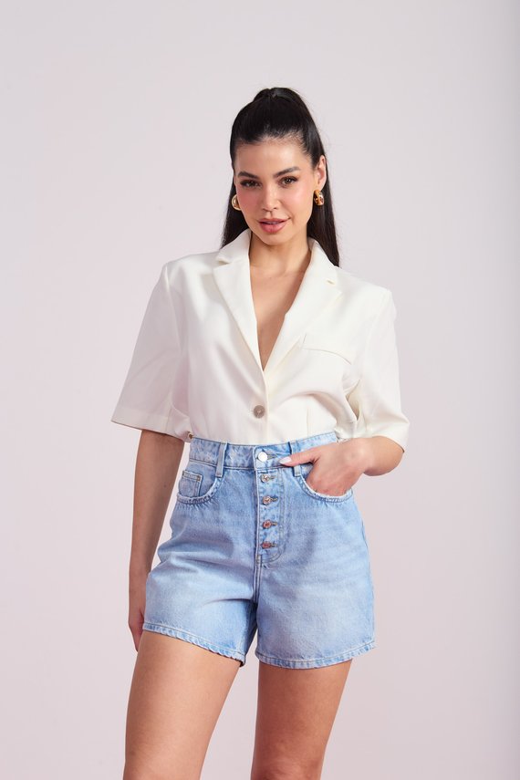 Bermuda Jeans Feminina Retrô com Fechamento Diferenciado - DZ4097