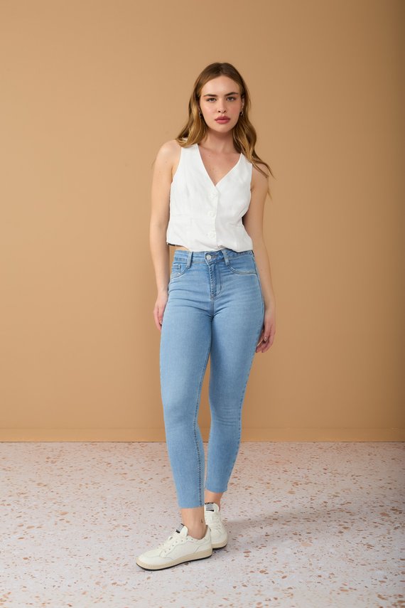 Calça Jeans Feminina Skinny Cropped com Cintura Média - DZ21006