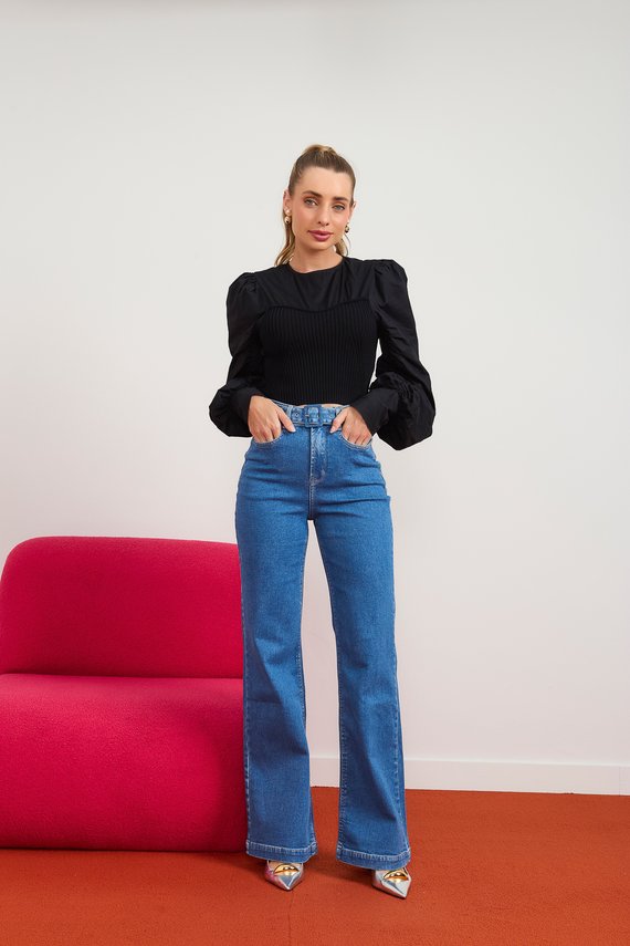 Calça Jeans Feminina Wide Leg Fit Alongada com Cinto Decorativo - DZ21048