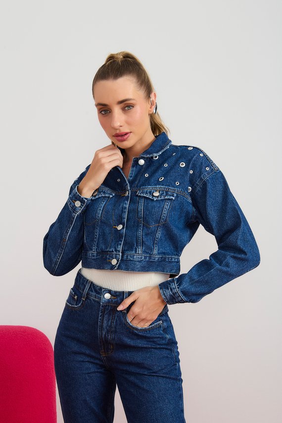 Jaqueta Jeans Feminina Retrô Cropped com Aplicação de Ilhós - DZ9231