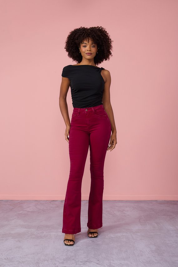 Calça Jeans Feminina Flare Alongada com Cintura Média - DZ21027