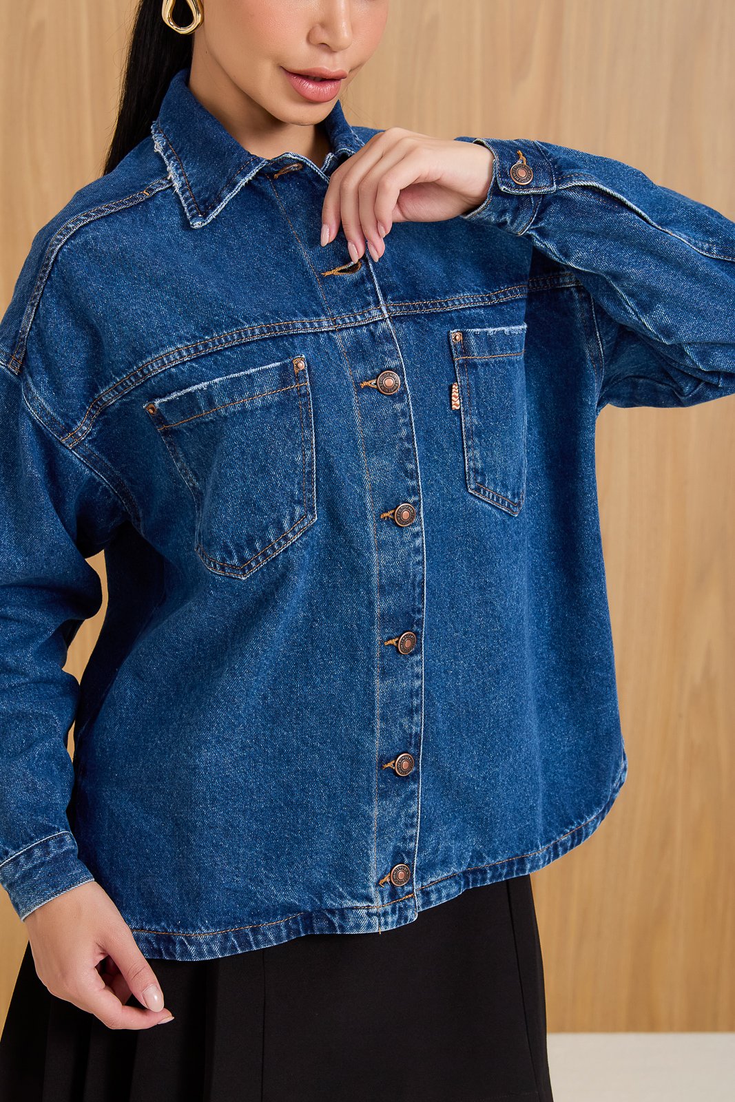 Jaqueta Jeans Feminina Shacket Alongada com Manga Longa - DZ9234