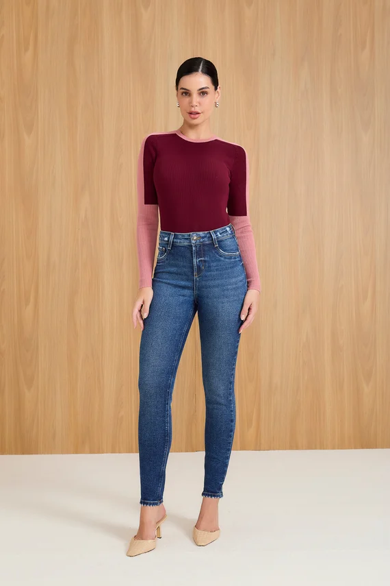 Calça Jeans Feminina Skinny Cigarrete com Cintuira Media - DZ21057