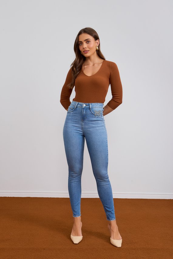 Calça Jeans Feminina Skinny Cigarrete com Cintura Hot Pants - DZ21068