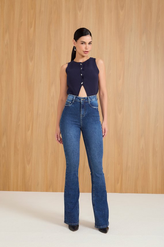 Calça Jeans Feminina Flare Alongada com Cintura Hot Pants - DZ21078