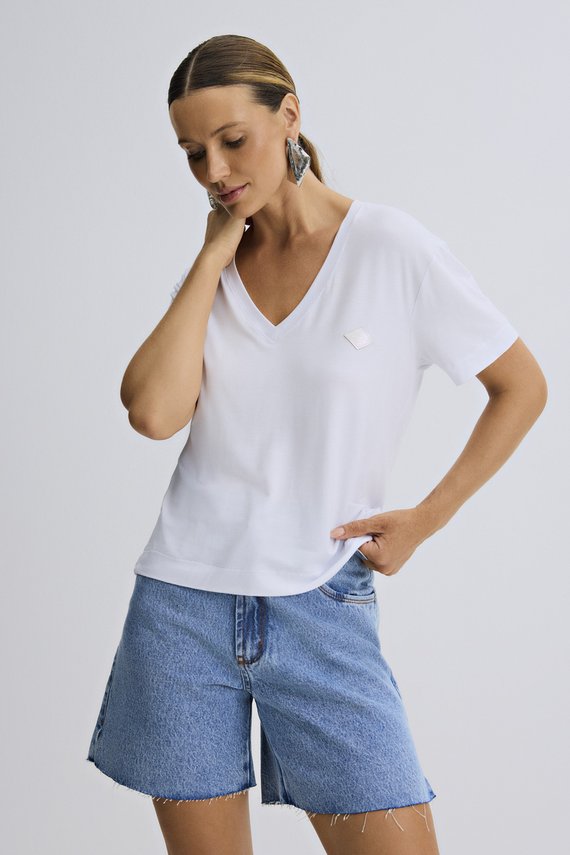 T-Shirt Feminina Soltinha com Manga Curta Tradicional - IDX13031.BRA