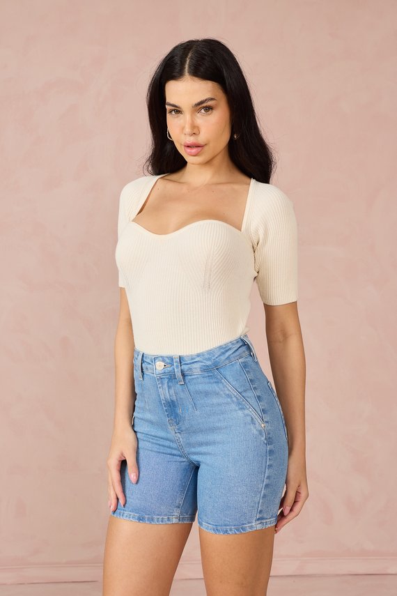 Bermuda Jeans Feminina Slim Meia Coxa com Cintura Média - DZ4117