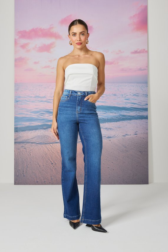 Calça Jeans Feminina Wide Leg Fit Alongada com Cintura Alta - DZ21261