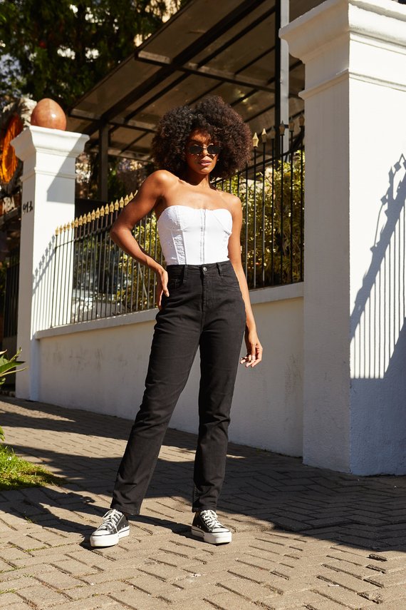 Calça Jeans Feminina Mom Fit Cigarrete com Cintura Alta - DZ20526.PRE