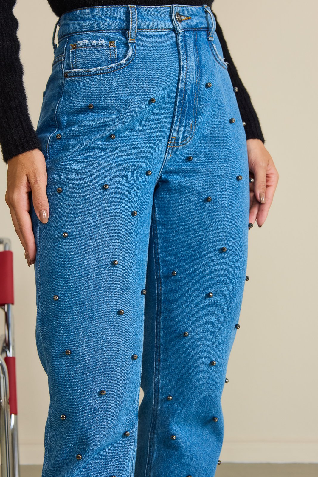 dz21133 alg calca reta tradicional com cintura alta detalhe 3