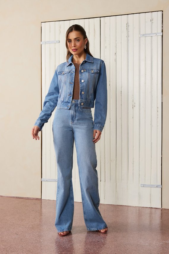 Jaqueta Jeans Feminina Regular Cropped Manga-Longa - DZ9251