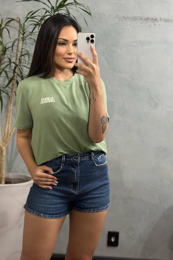 Shorts Jeans Feminino Setentinha Fit Mini com Cintura Alta - DZ6817