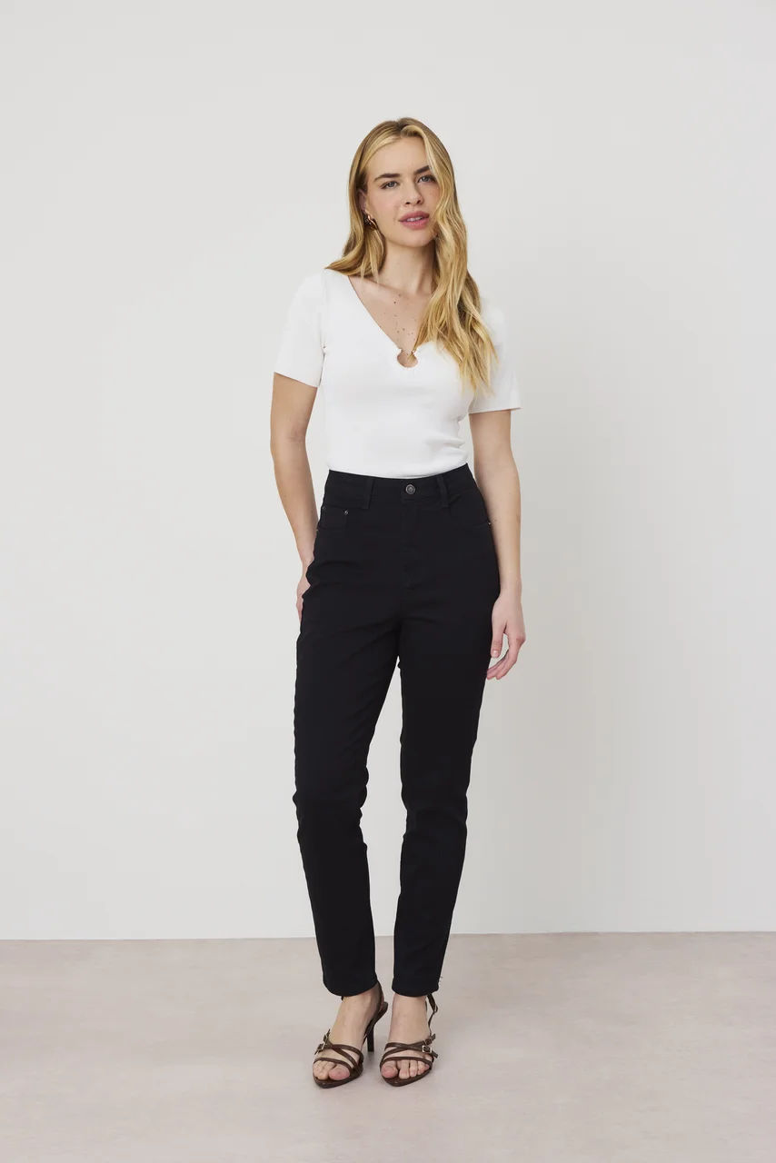 dz21228 pre com calca jeans feminina mom fit cigarrete cintura alta frente 1 easy resize com