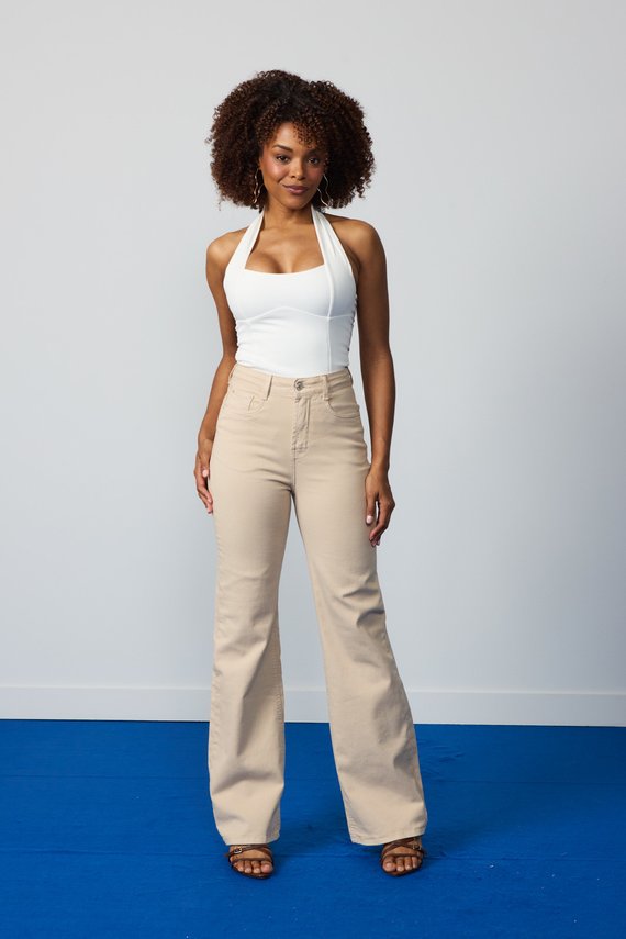 Calça Jeans Feminina Wide Leg Fit Alongada Cintura Alta - DZ21403