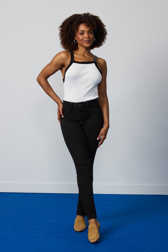 Calça Jeans Feminina Skinny Tradicional Cintura Media - DZ21407.PRE