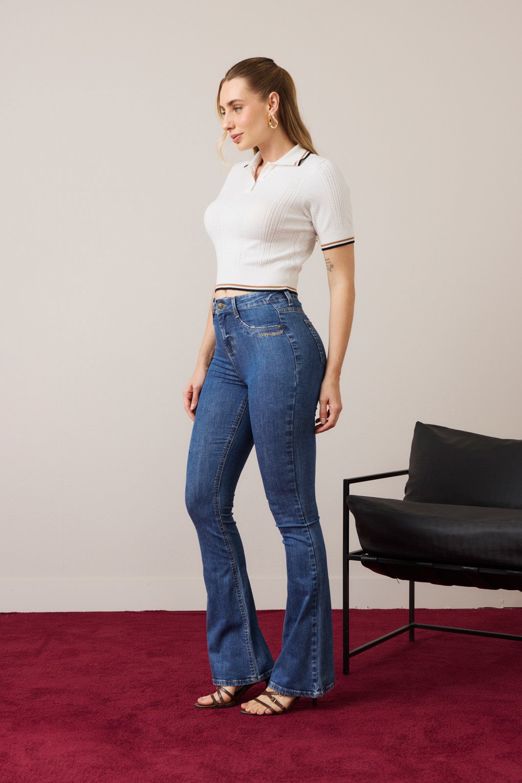 DENIM STOOL W45×D33×H46 Calça Jeans Feminina Flare Alongada Cintura Média- DZ21382