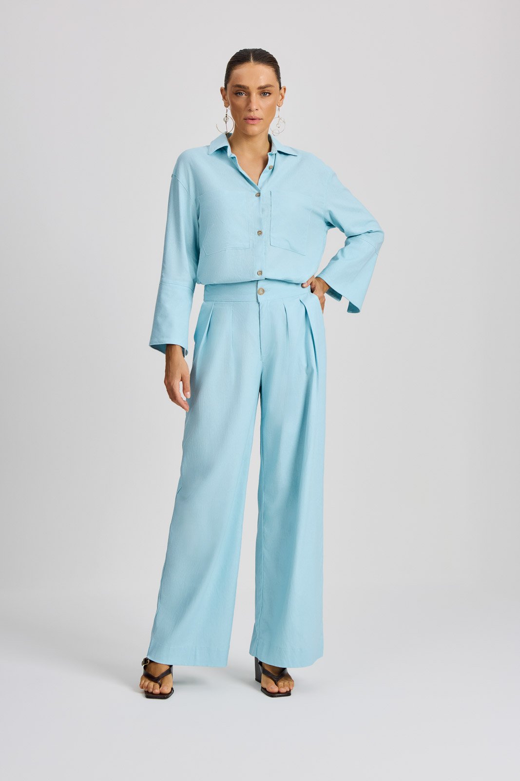 idx20195 azu 0076plum 1