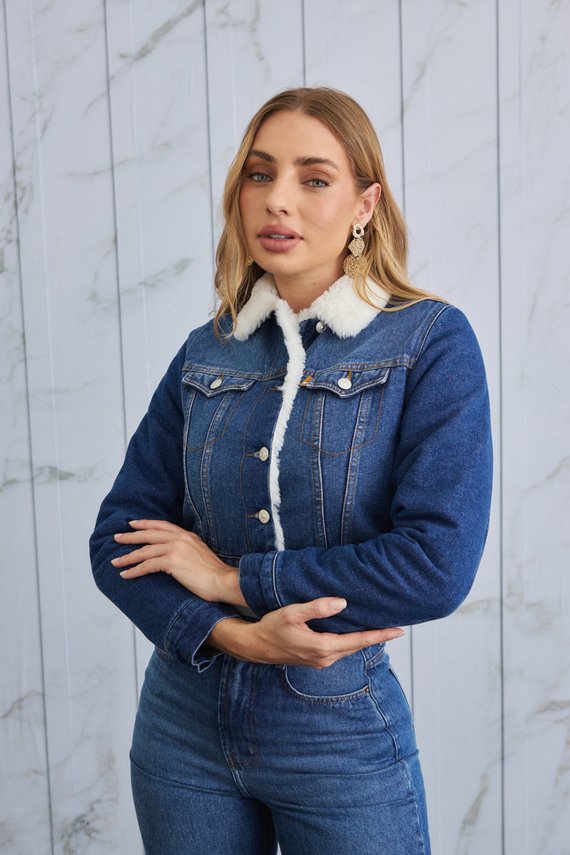 Jaqueta Jeans Feminina Regular Cropped Manga-Longa - DZ9265