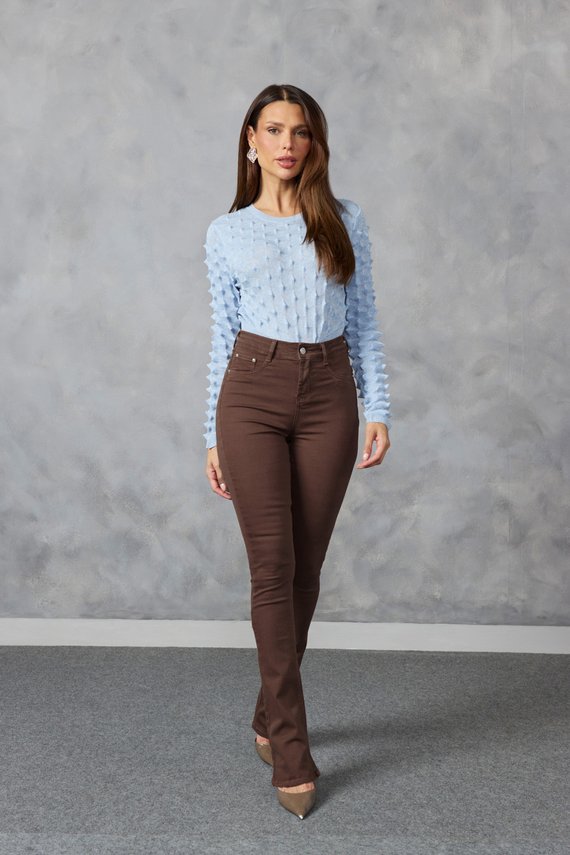 Calça Jeans Feminina Boot-Cut Tradicional Cintura Média- DZ21422