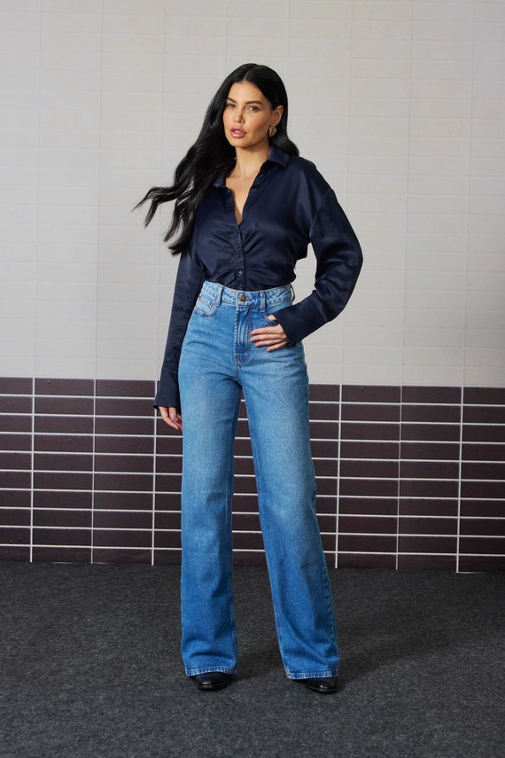 Calça Jeans Feminina Wide Leg Alongada Cintura Alta - DZ21481