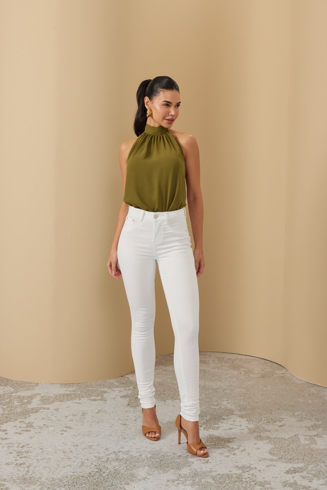 dz21164 bra re calca jeans feminina skinny tradicional cintura media frente 2