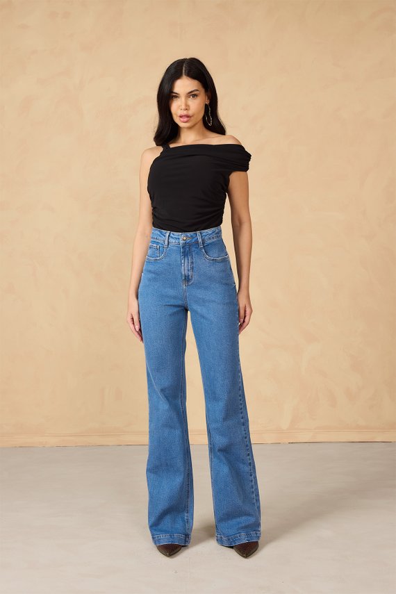 Calça Jeans Feminina Wide Leg Fit Alongada com Cintura Alta - DZ21193