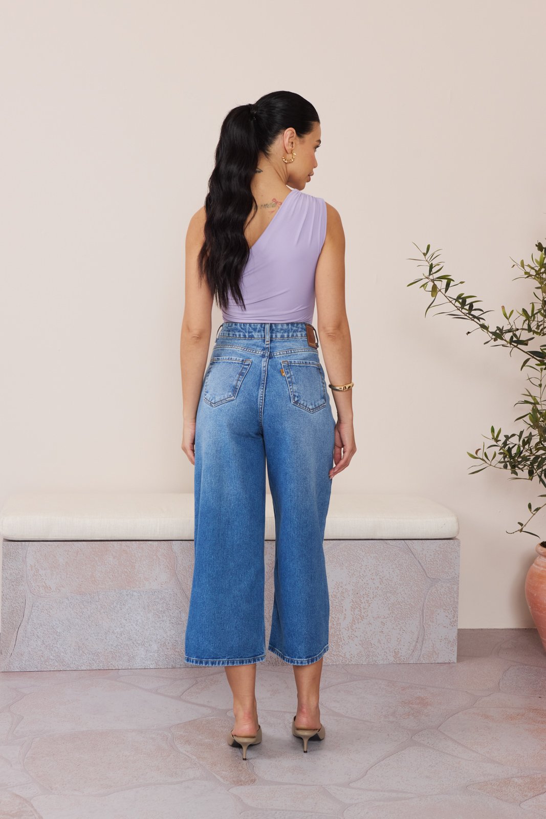 dz21622 alg calca jeans feminina pantacourt cropped cintura hot pants costas 1