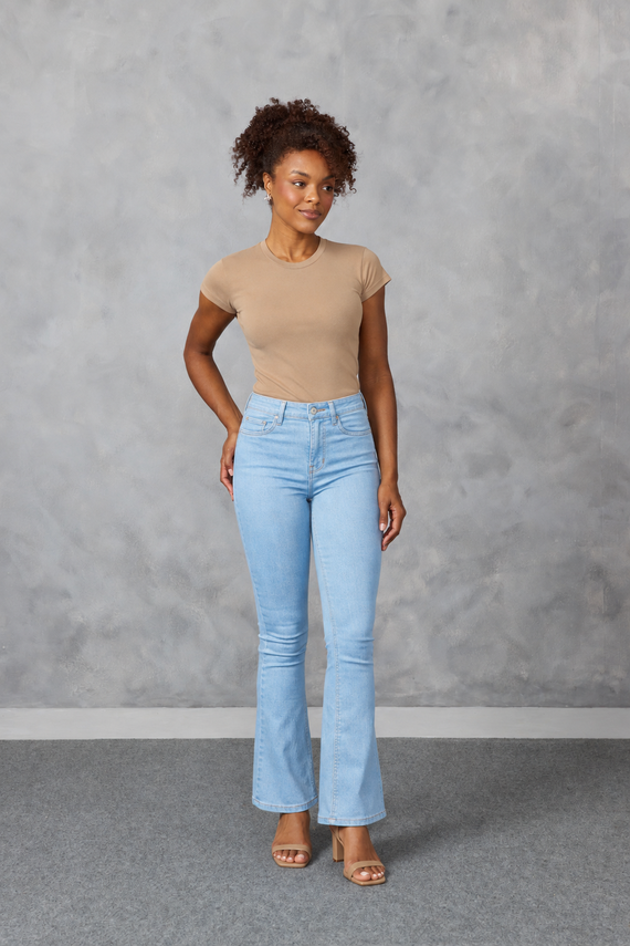 Calça Jeans Feminina Flare Cintura Média Cigarrete - DZC21686